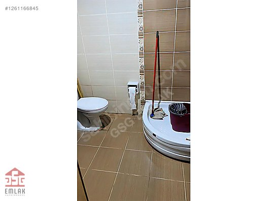 Edirne Kurtuluş Mahallesi eski TOKİ'de satılık giriş kat 1+1 küçük 2